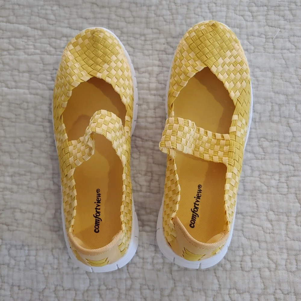Comfort View Basket Weave Mary Jane, Size 7W, Yellow 🌻☀